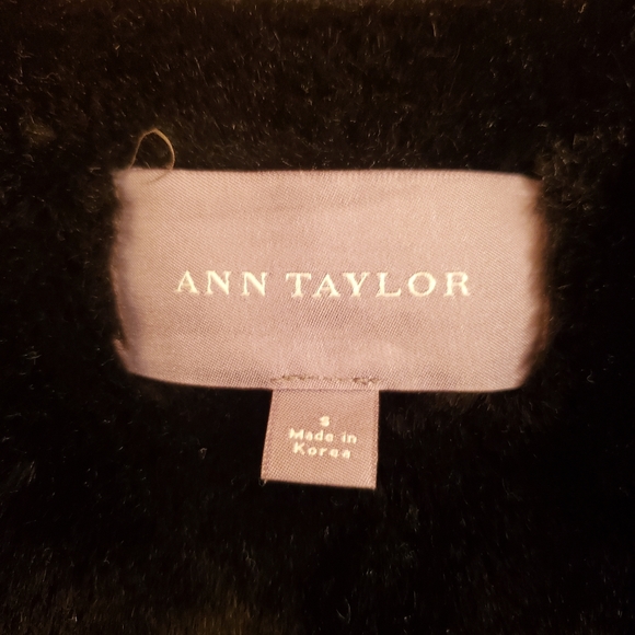 ANN TAYLOR black puffy vest SIZE S - Picture 3 of 9